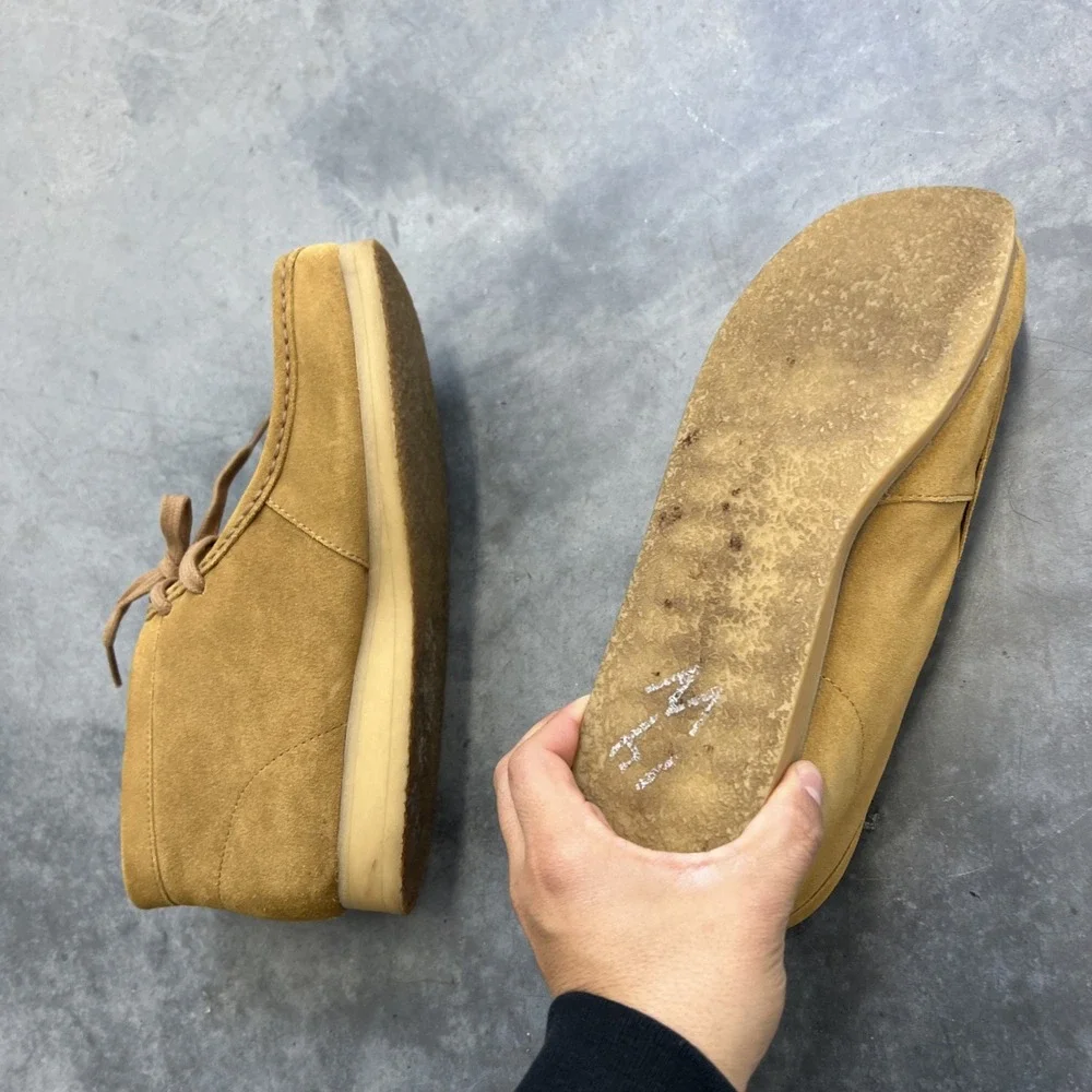 Clarks 2015 Mens 10.5 Camel Suede Wallabee Shoes,